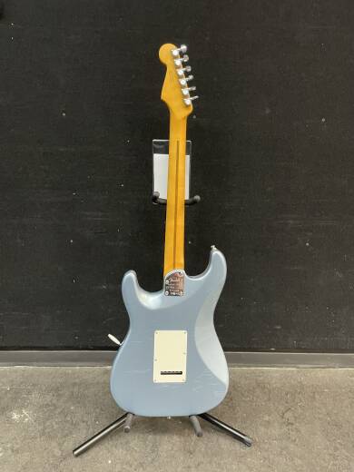 Store Special Product - Fender - 011-8220-883